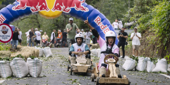 1784876244_Red_Bull_Formulaz_2 (1)