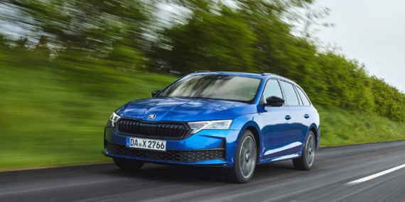 1787838143_Skoda_Octavia_Basarili_Seruveninin_30._Yilini_Kutluyor__3_