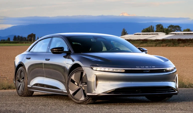 2026-lucid-air-front-three-quarter-view-ak
