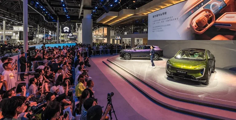 Auto-Show-3