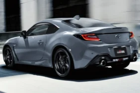 toyota-gr86-solid-gray-upgrade16_f7b4b0b4