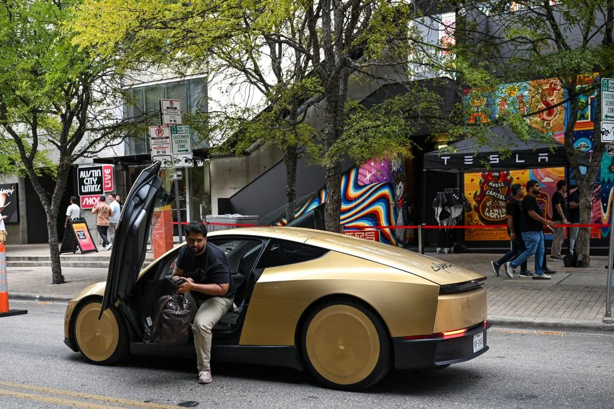 1788489840752AFP__20260903__C7B322X__v1__MidRes__UsTechnologyTeslaCybercab