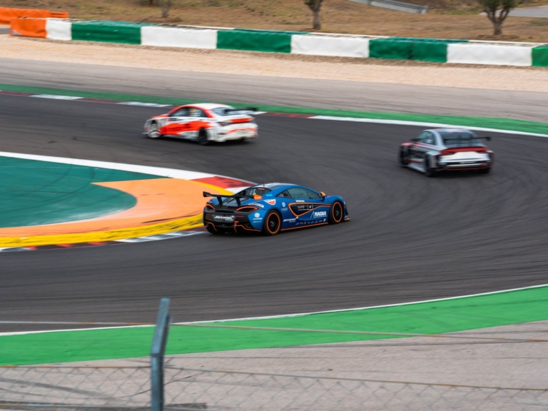 WRT ve ROWE Racing, GT World Challenge Europe'da daha fazla unvan elde etti