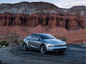 1400x1050tesla-model-y-2026-yilinin-en-iyi-elektrikli-otomobili-secildi