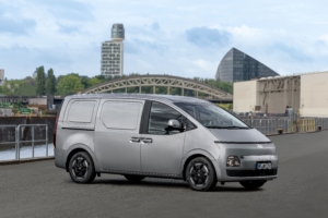 1791296301_Hyundai_STARIA_Cargo
