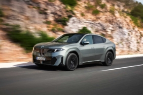 P90655742-bmw-ix4-50-xdrive-driving-shots-10-26-2177px