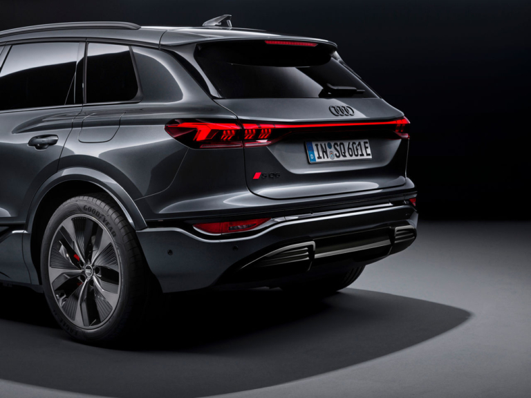 Audi SQ6 e-tron